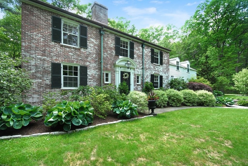 96 Lexington Road Lincoln — Photo 41 of 41