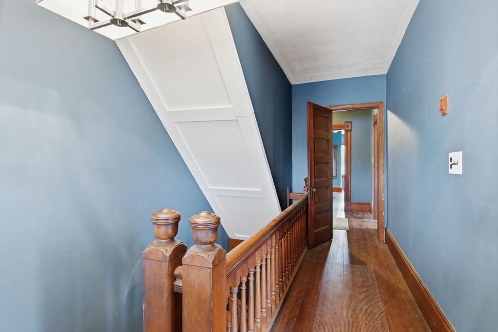 482 Holyoke St Ludlow — Photo 24 of 42