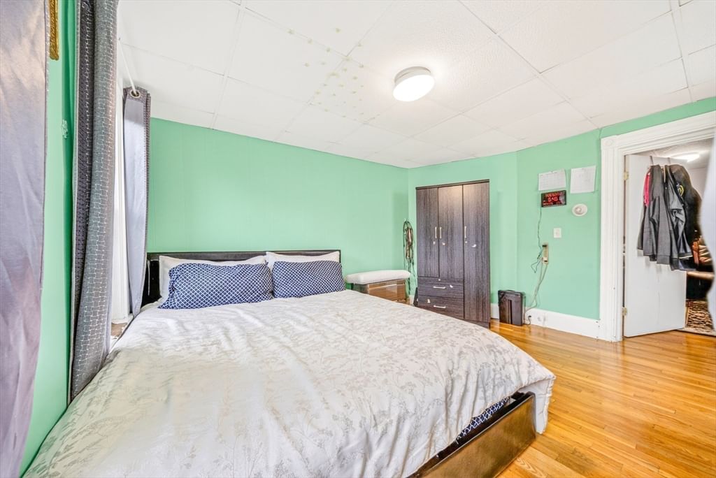 39 Derby St Somerville — Photo 10 of 38