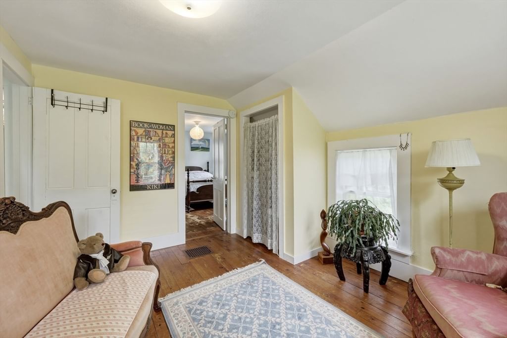 43 Garage Rd, Sunderland, MA 01375 photo 3