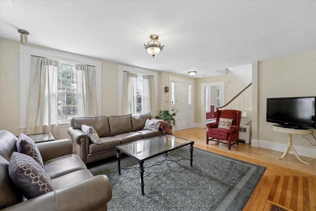 10 Summit Ave, Methuen, MA Photo #6