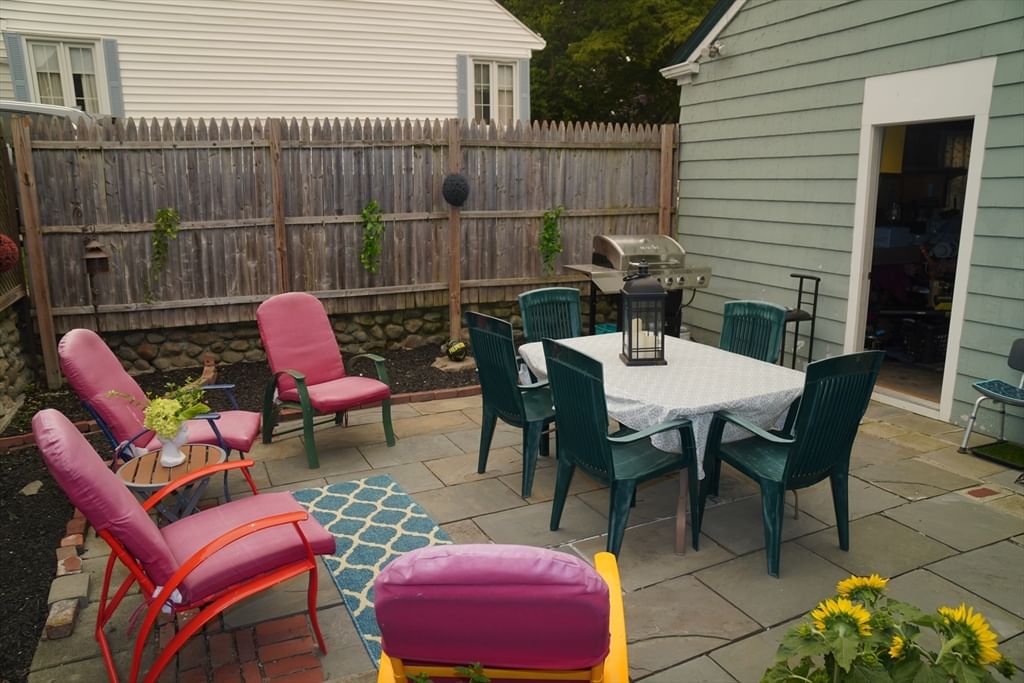 485 Rock Street Fall River — Photo 37 of 39