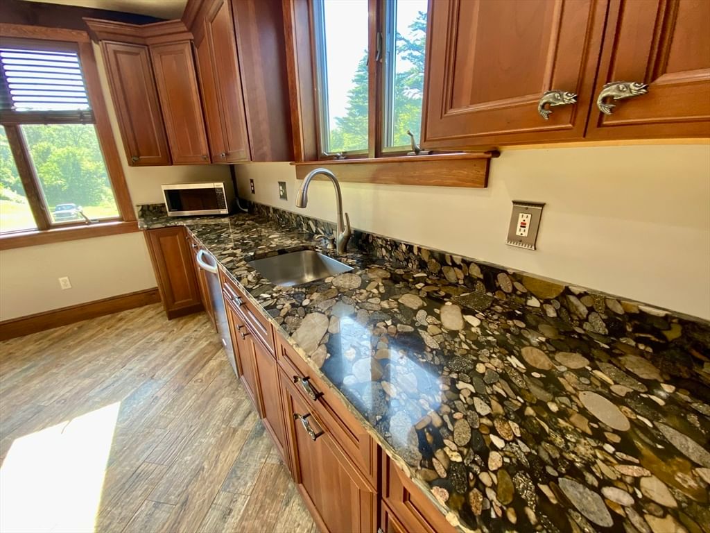 120 Meadow RD #2, Bolton, MA Photo #4