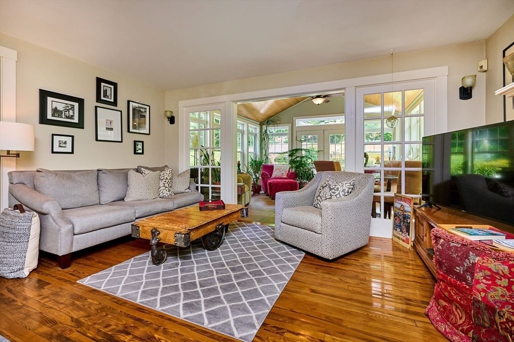 120 Hockanum Rd, Hadley, MA 01035 photo 3