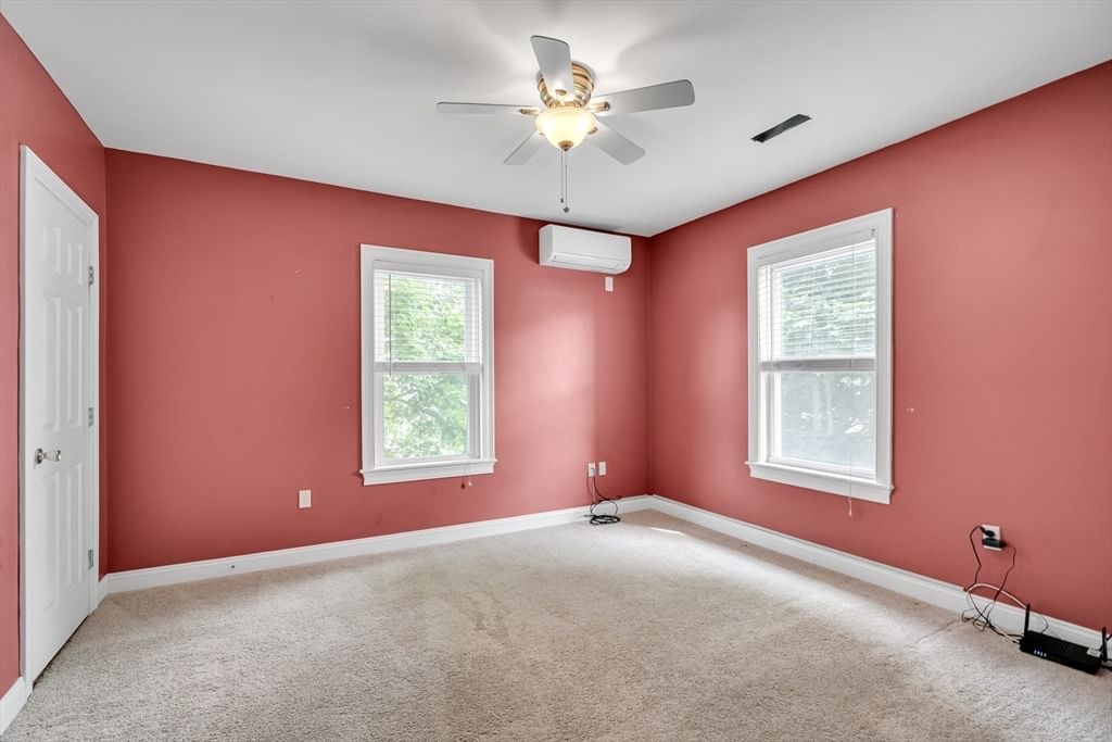 86 Brown St #4 Waltham — Photo 15 of 23