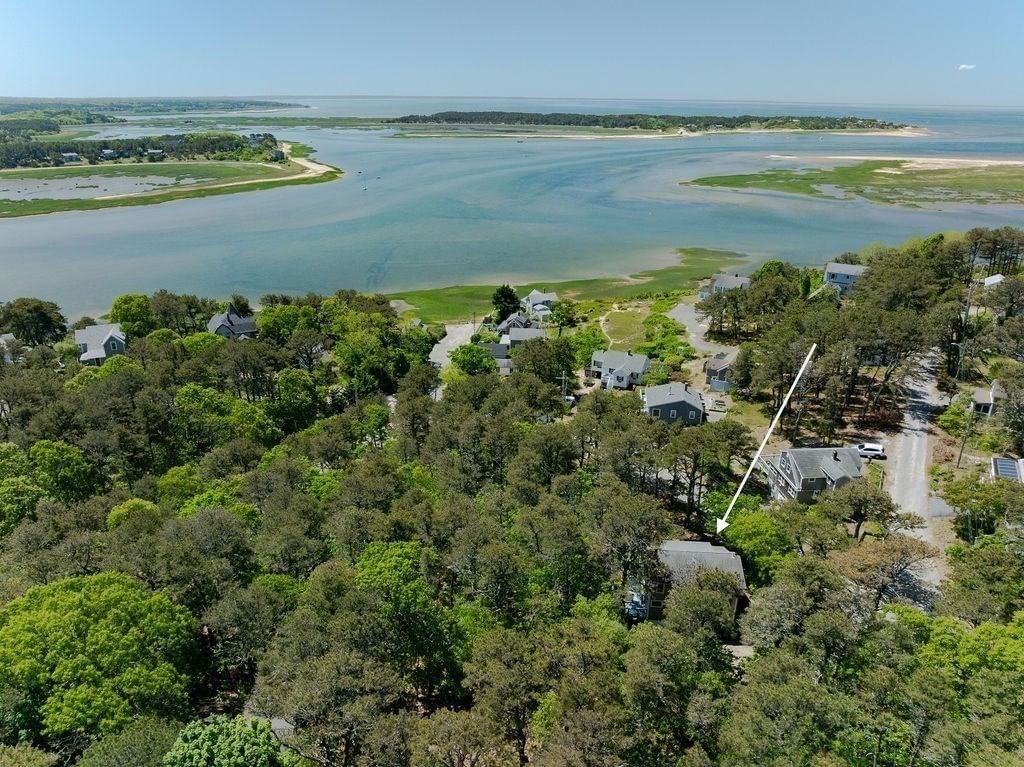 125 Pleasant Point Rd Wellfleet — Photo 28 of 36