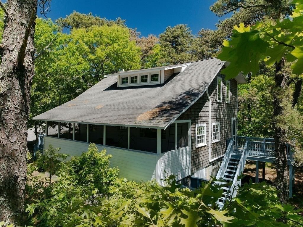 125 Pleasant Point Rd Wellfleet — Photo 3 of 36