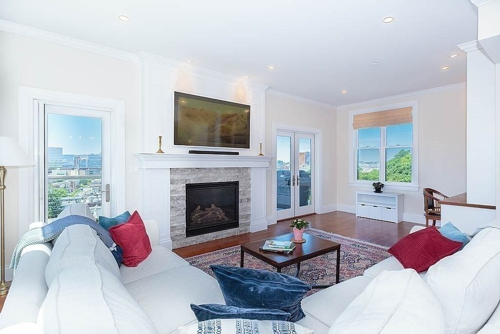 284 Bunker Hill St. #4 Boston — Photo 17 of 39