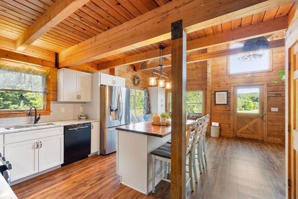 544 South Rd, Ashby, MA 01431 photo 2