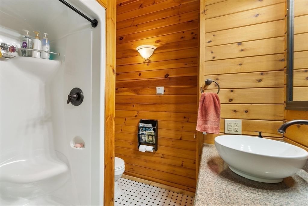 544 South Rd, Ashby, MA 01431 photo 5