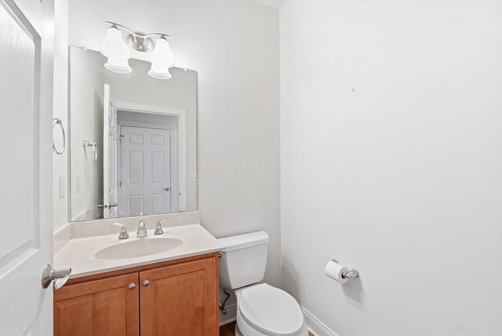 36 Pondside Dr #36, Bolton, MA 01740 photo 5