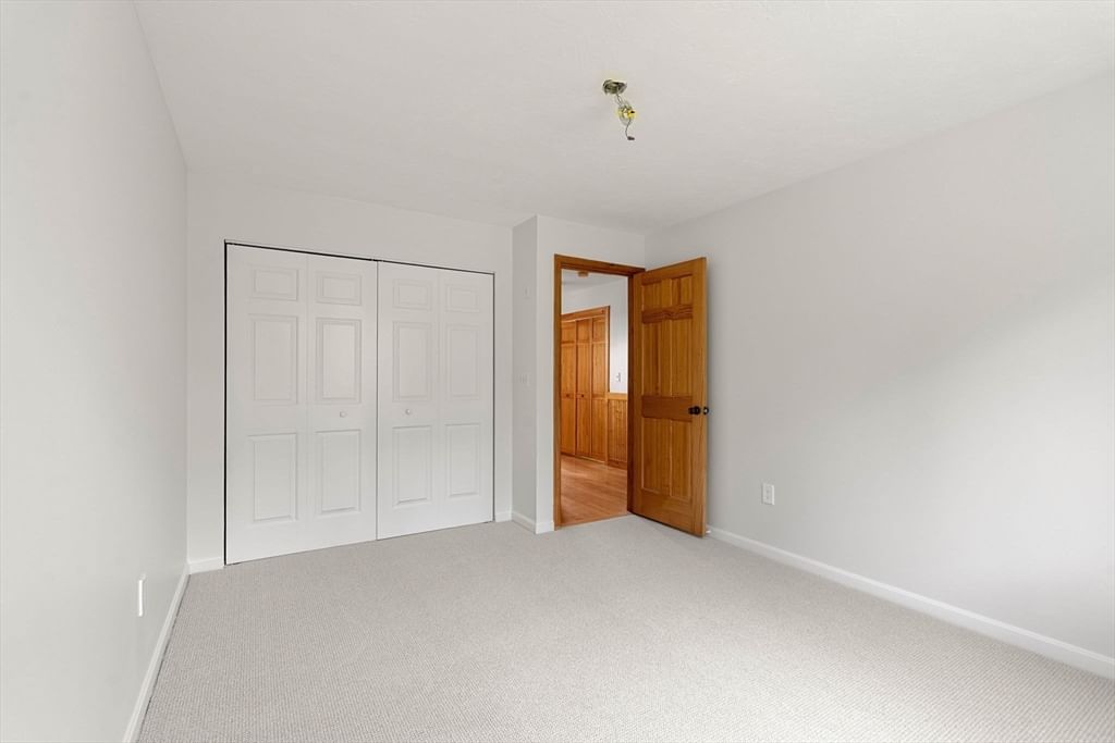 16 Patricia Drive #16 Oxford — Photo 20 of 34