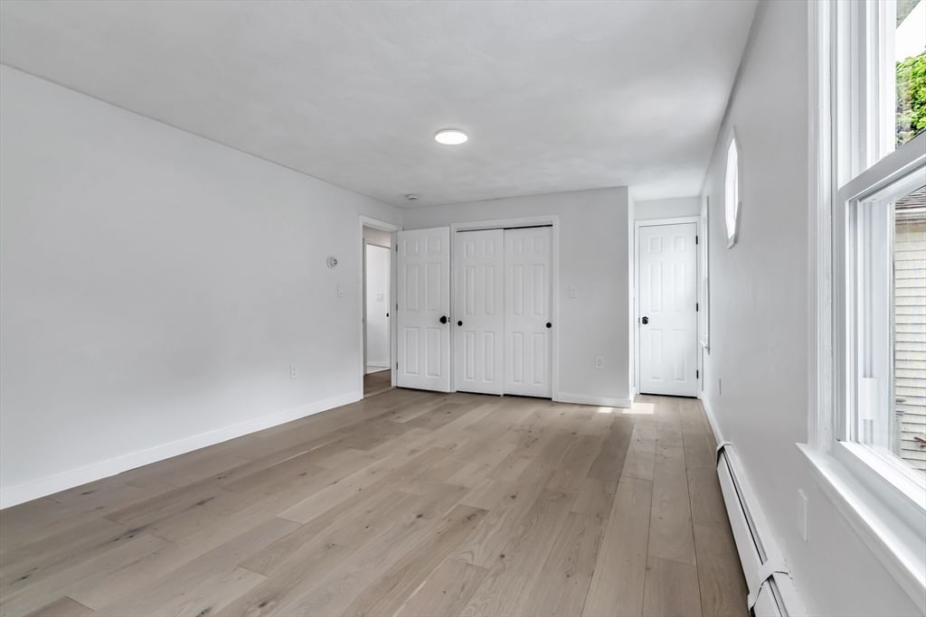 15 Crescent St #D Lawrence — Photo 23 of 36