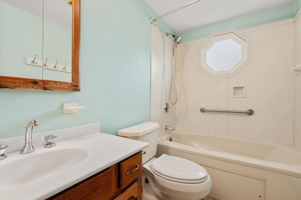 25 Wehr Rd, Hampden, MA 01036 photo 4