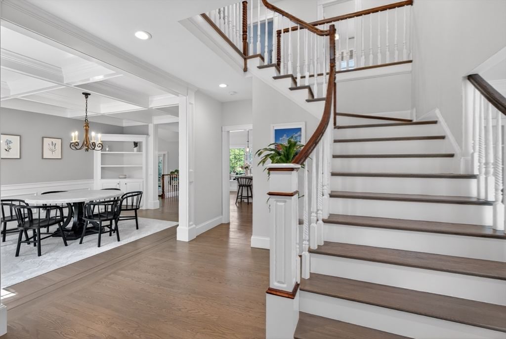 2 Watkins Ln Southborough — Photo 18 of 42