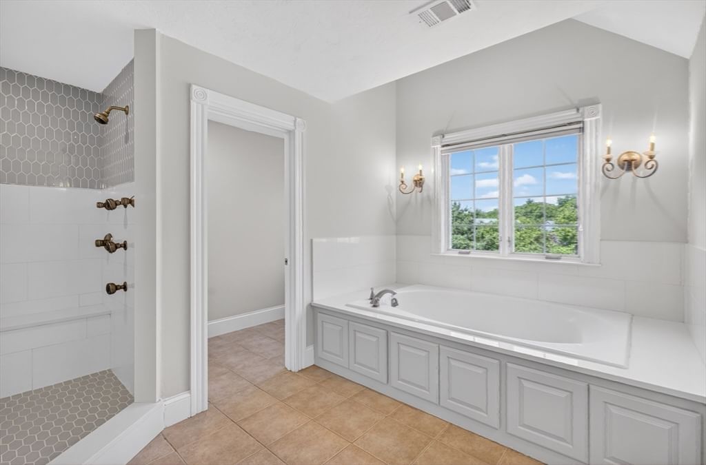 2 Watkins Ln Southborough — Photo 26 of 42