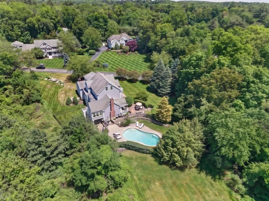 2 Watkins Ln Southborough — Photo 39 of 42