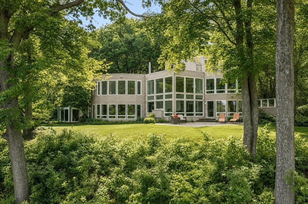 389 River Rd Carlisle — Photo 3 of 42