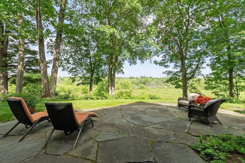 389 River Rd Carlisle — Photo 9 of 42