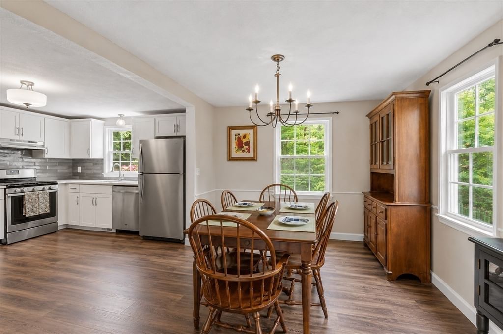 6 Redwood St, Townsend, MA 01469 photo 2