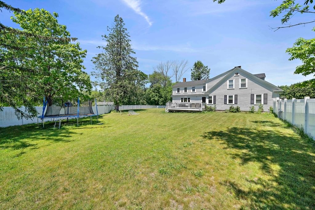 139 Washington Street East Bridgewater — Photo 34 of 40