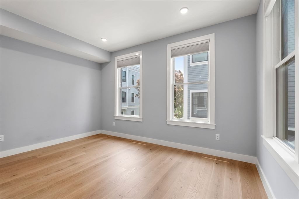 113 Beacon Street #B Somerville — Photo 20 of 41