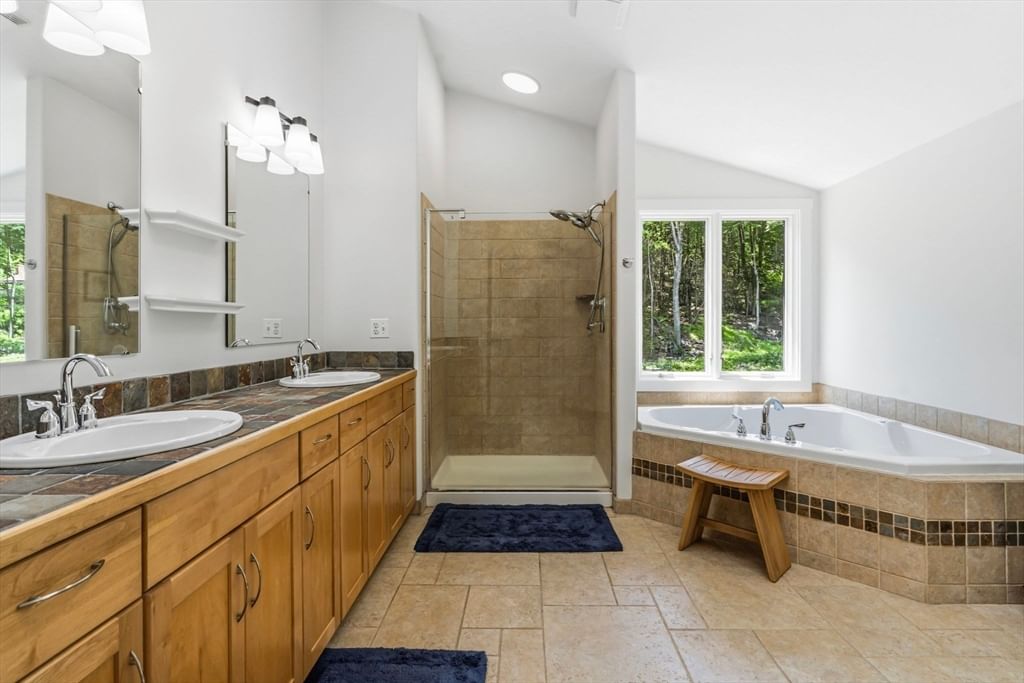 302 Main Rd, Westhampton, MA 01027 photo 5