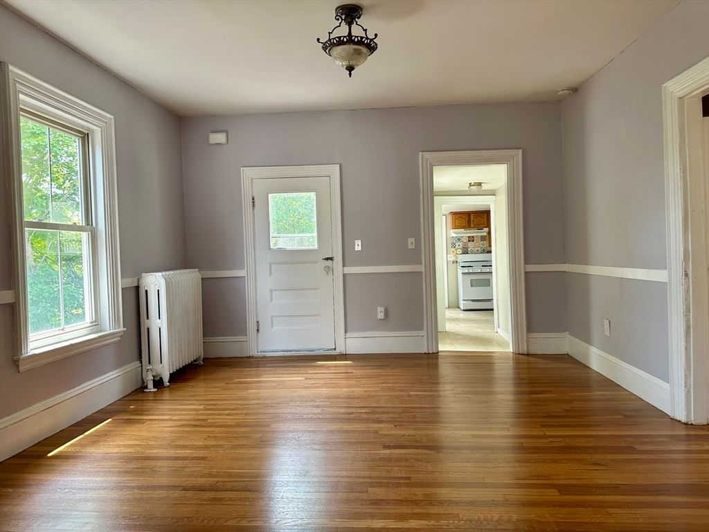 155 Dale Street Dedham — Photo 5 of 37