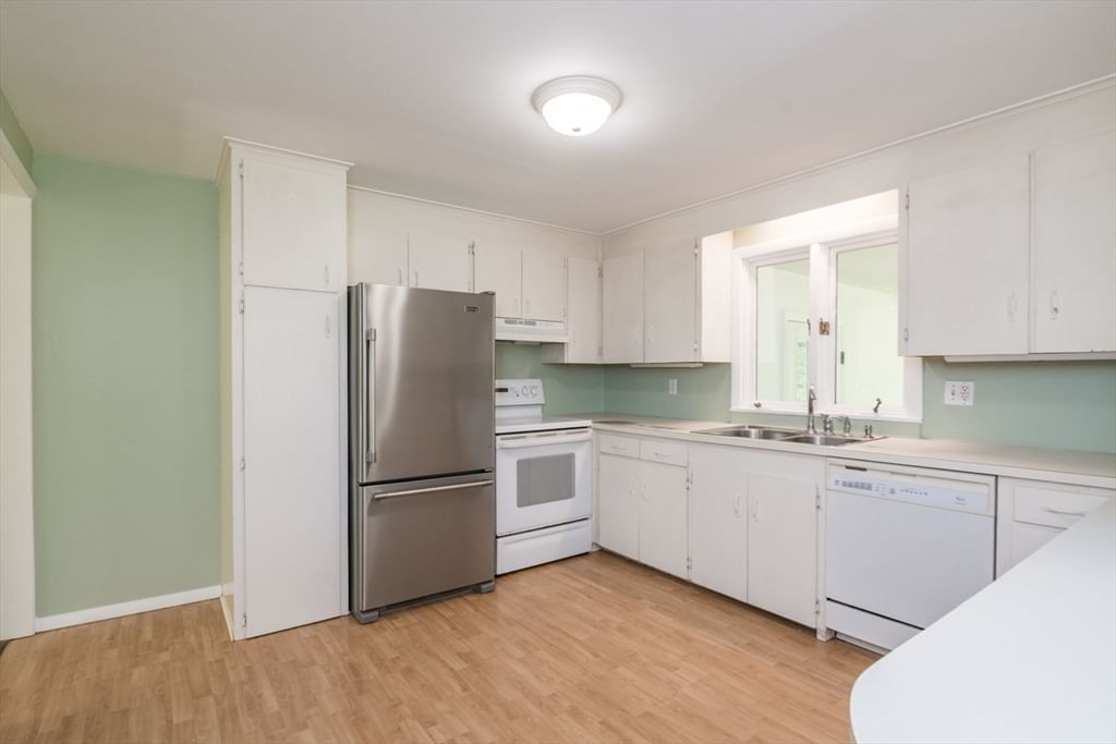 9 Long Hill Rd, Leverett, MA 01054 photo 2