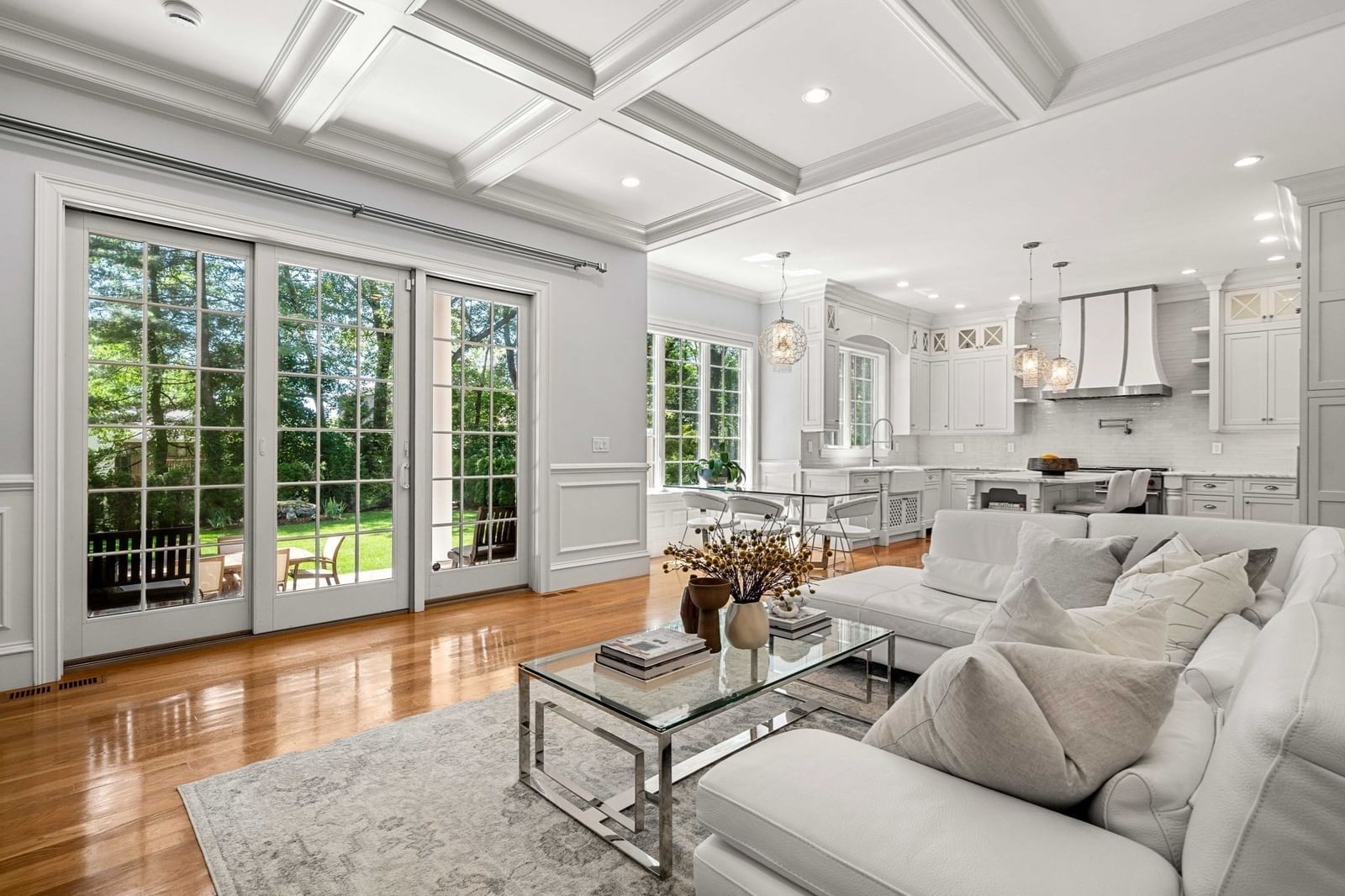 129 Rangeley Rd Brookline — Photo 14 of 42
