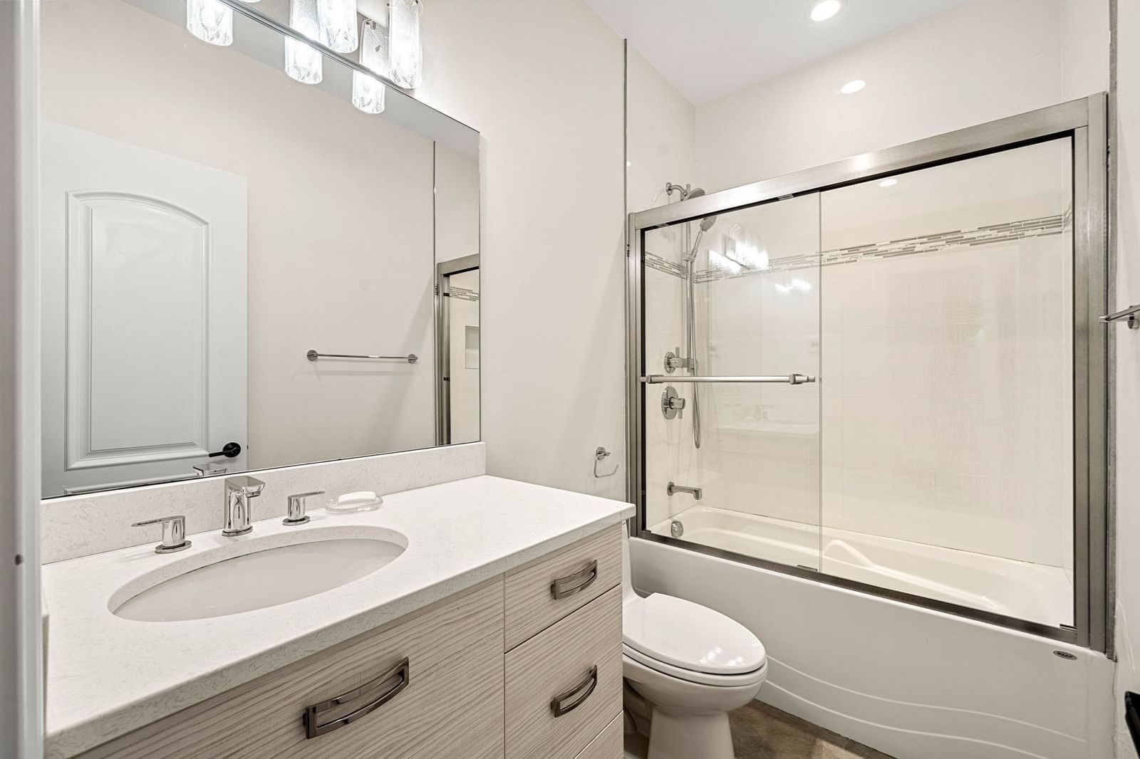129 Rangeley Rd Brookline — Photo 30 of 42