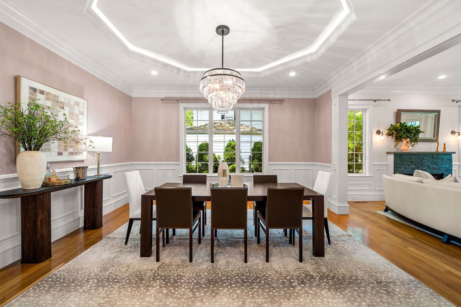 129 Rangeley Rd Brookline — Photo 9 of 42