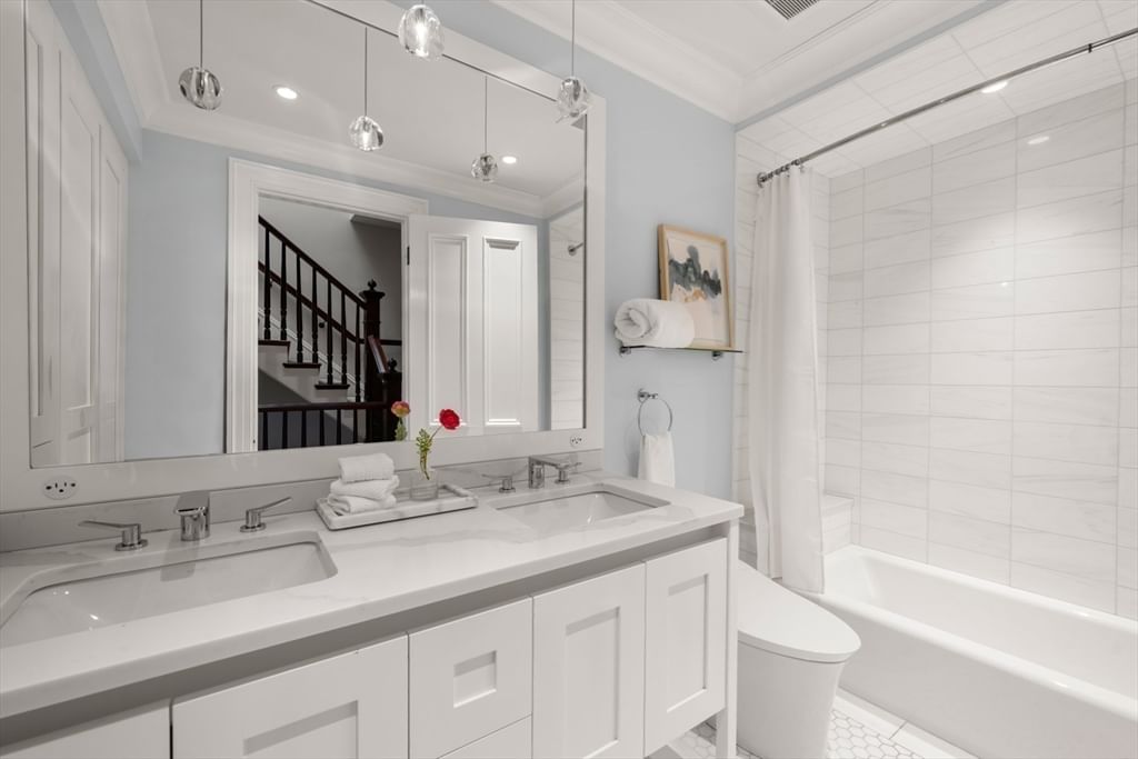 321 Beacon Street Boston — Photo 16 of 22