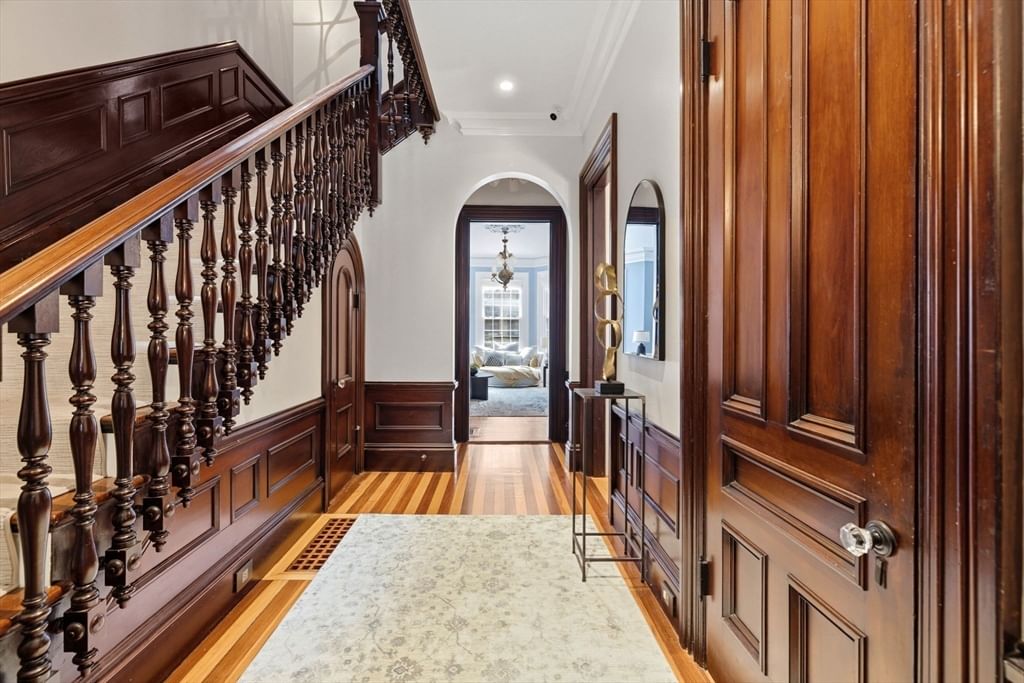 321 Beacon Street Boston — Photo 20 of 22