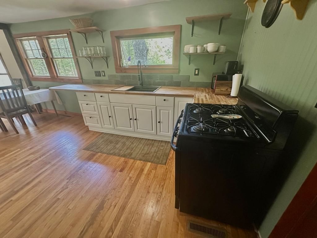 630 Orange Rd, Warwick, MA 01378 photo 2