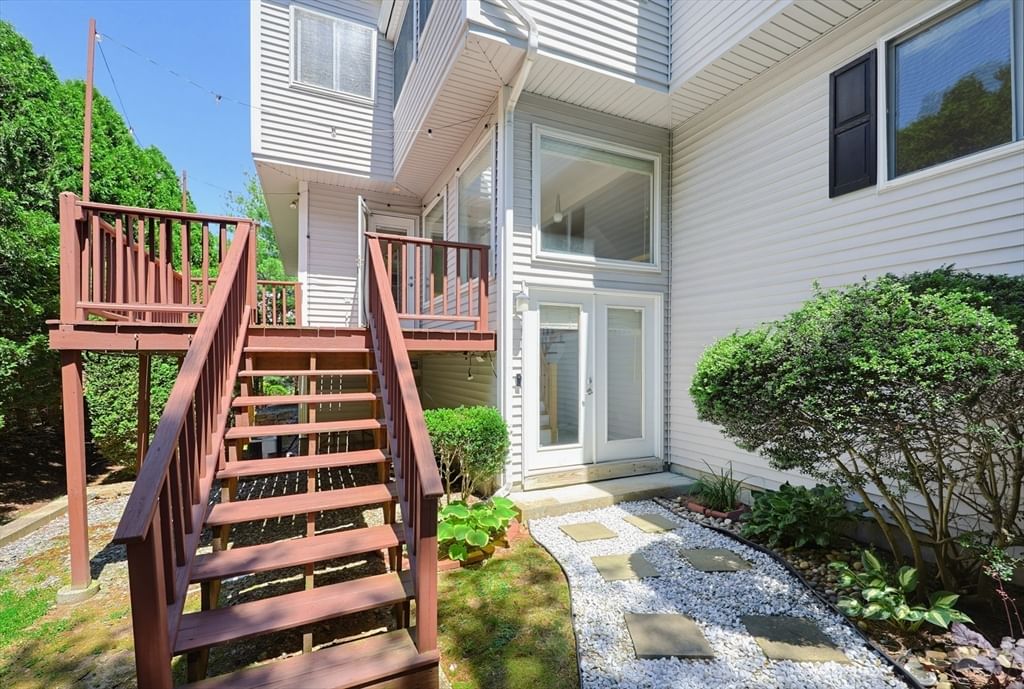 33 Half Crown Cir #33 Ashland — Photo 3 of 38