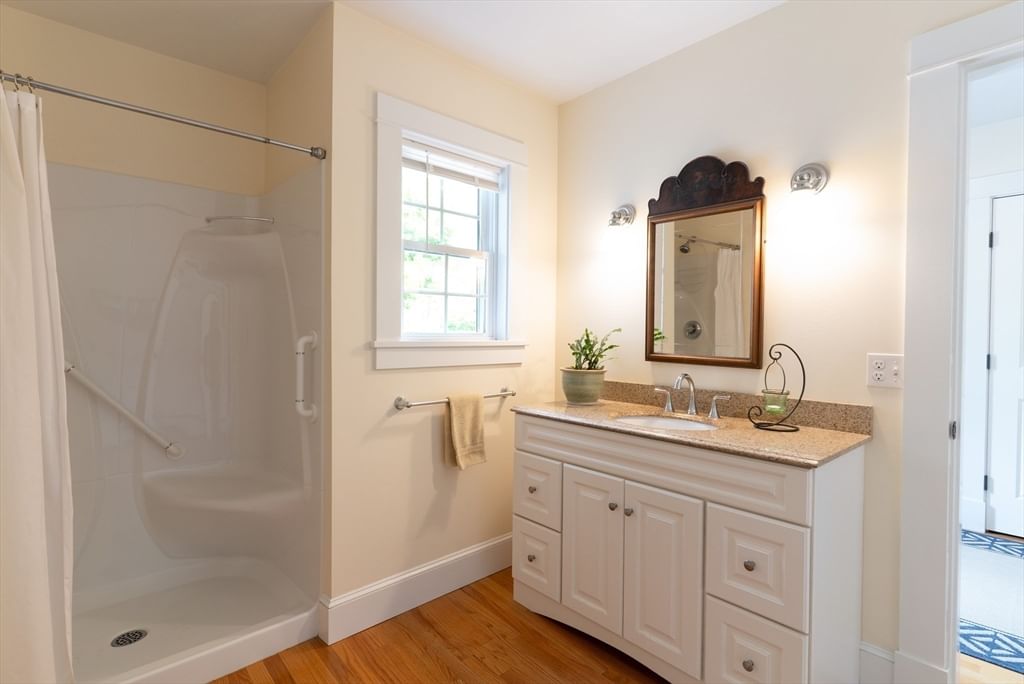 38 Warepoint Rd, West Brookfield, MA 01585 photo 5