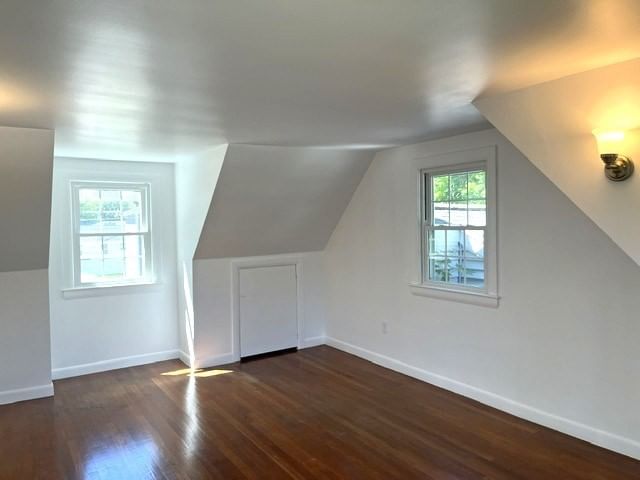 110 Longmeadow Dr Lowell — Photo 11 of 19