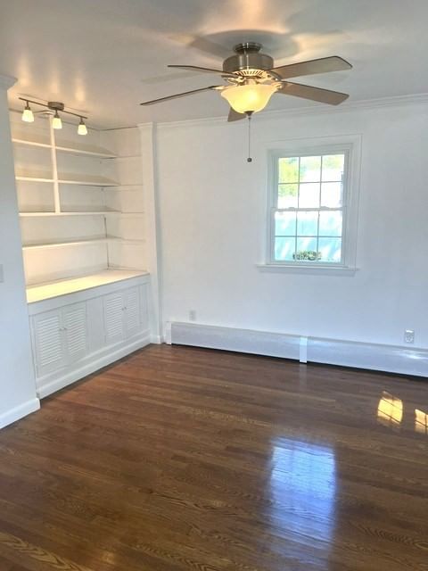 110 Longmeadow Dr Lowell — Photo 5 of 19