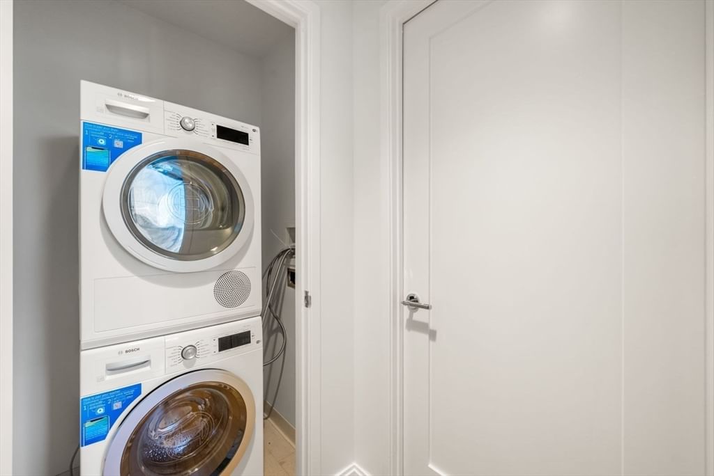 303 Third St #705 Cambridge — Photo 16 of 24