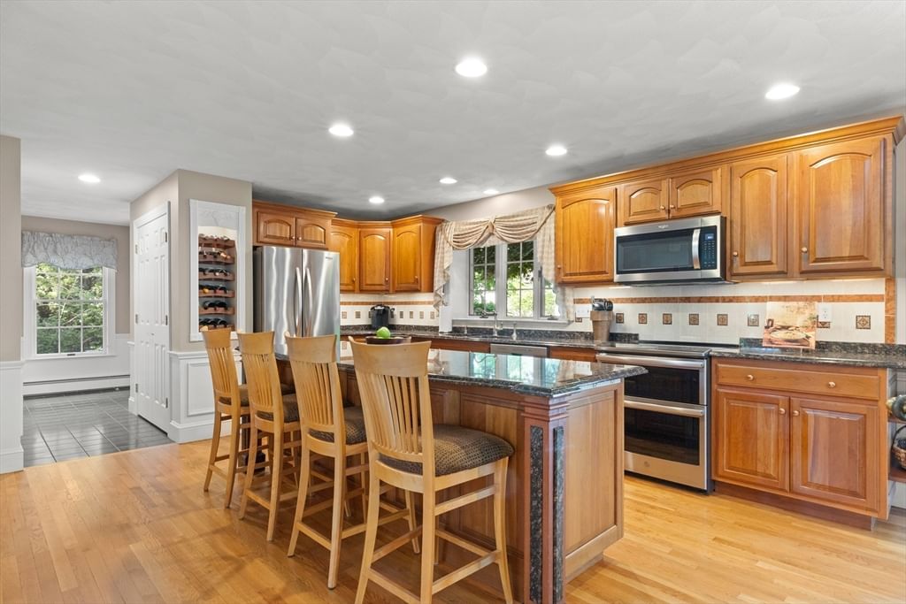 15 Parsons Rd, West Newbury, MA 01985 photo 2
