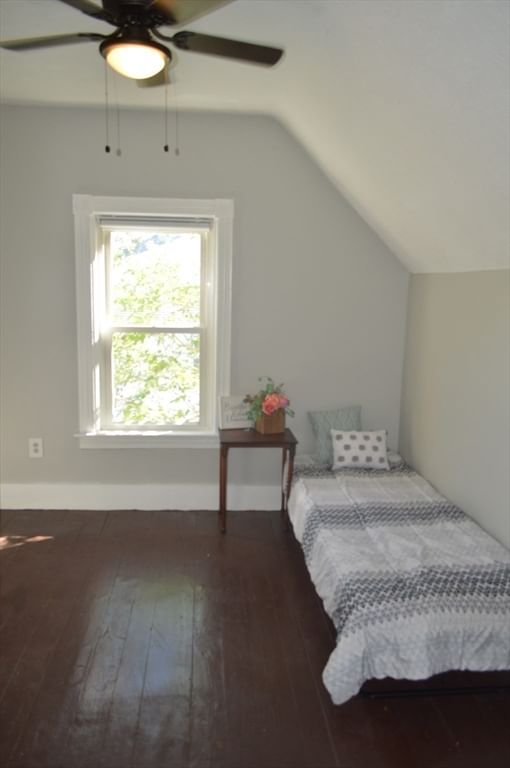 556 Church St Northbridge — Photo 11 of 27