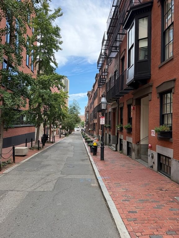 23 Temple Street #6 Boston — Photo 17 of 19
