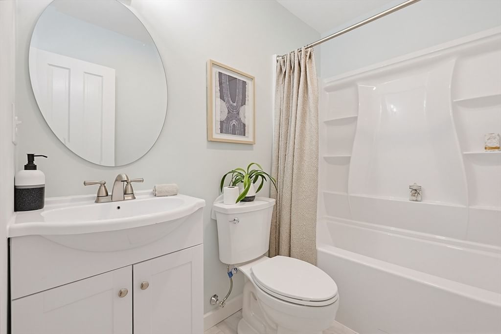 71 W Main St, West Brookfield, MA 01585 photo 5