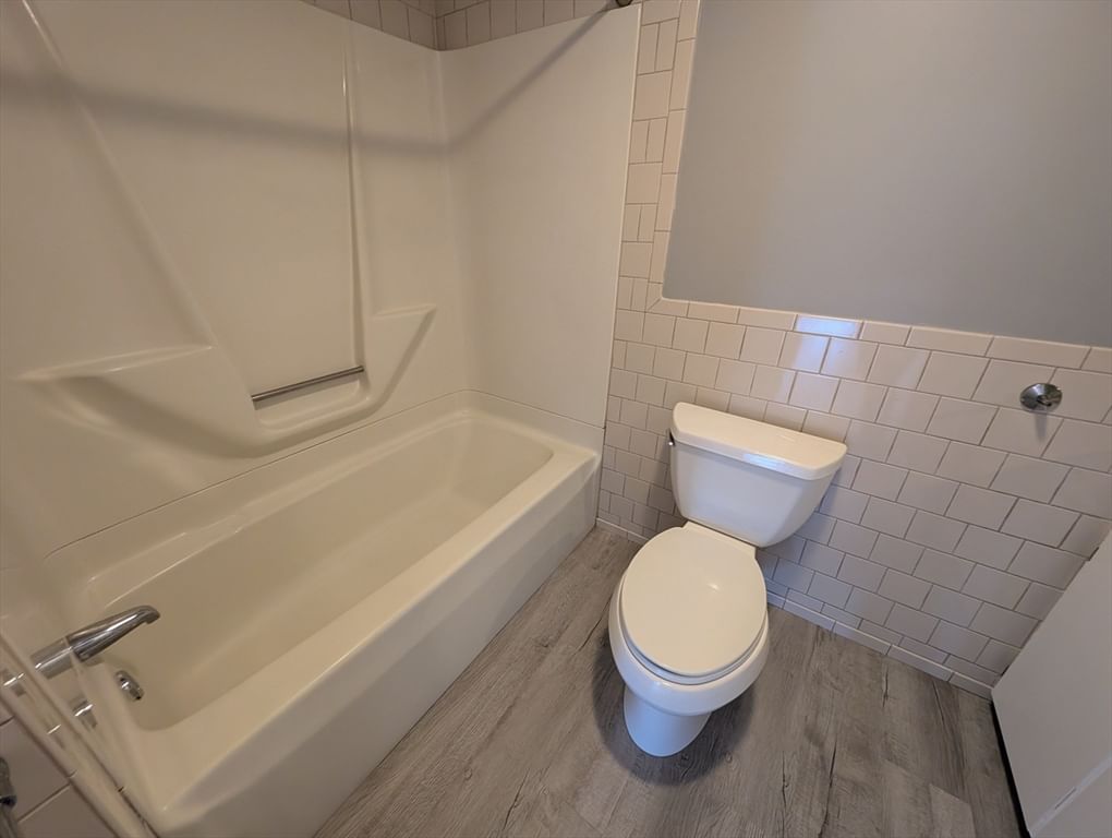 162 Rockland St Fall River — Photo 14 of 31