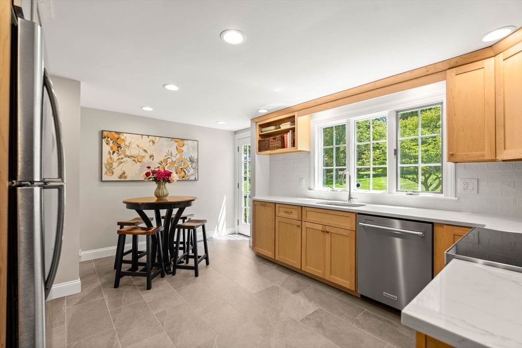 1 Burnham Rd, Wenham, MA 01984 photo 2