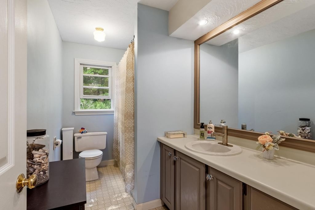 33 Taft Rd, Sterling, MA 01564 photo 5