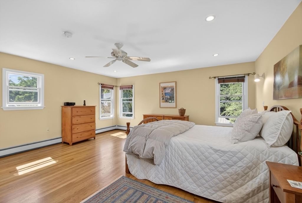12 Middle St Lexington — Photo 15 of 26