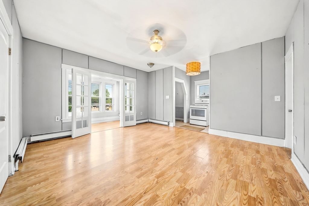 32 Irwin St Winthrop — Photo 21 of 37
