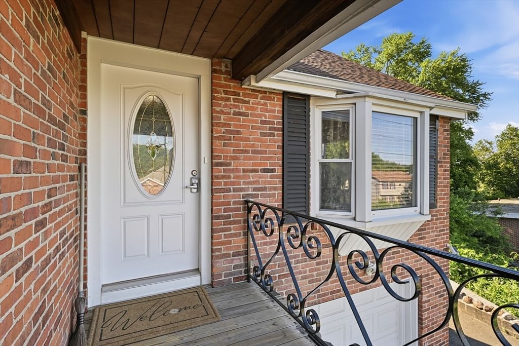 140 Ruskin St Chicopee — Photo 30 of 40